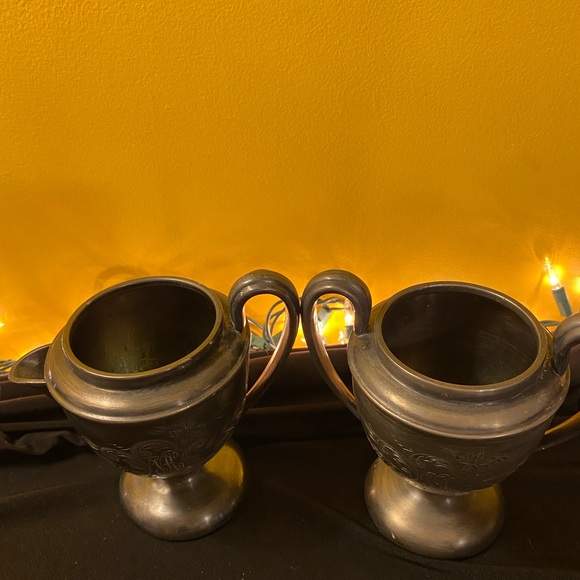 Silver plated goblet style cream and sugar - Picture 3 of 9